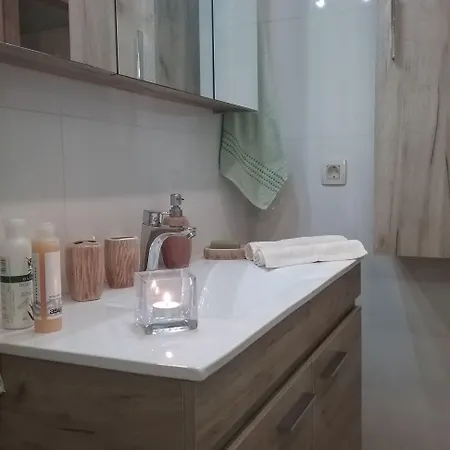 Lobos Villa Keri