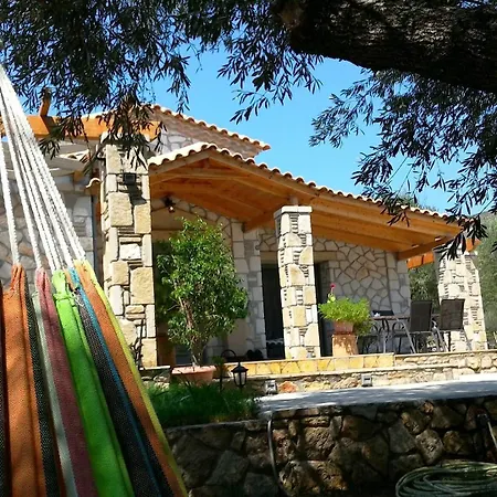 Lobos Villa Keri